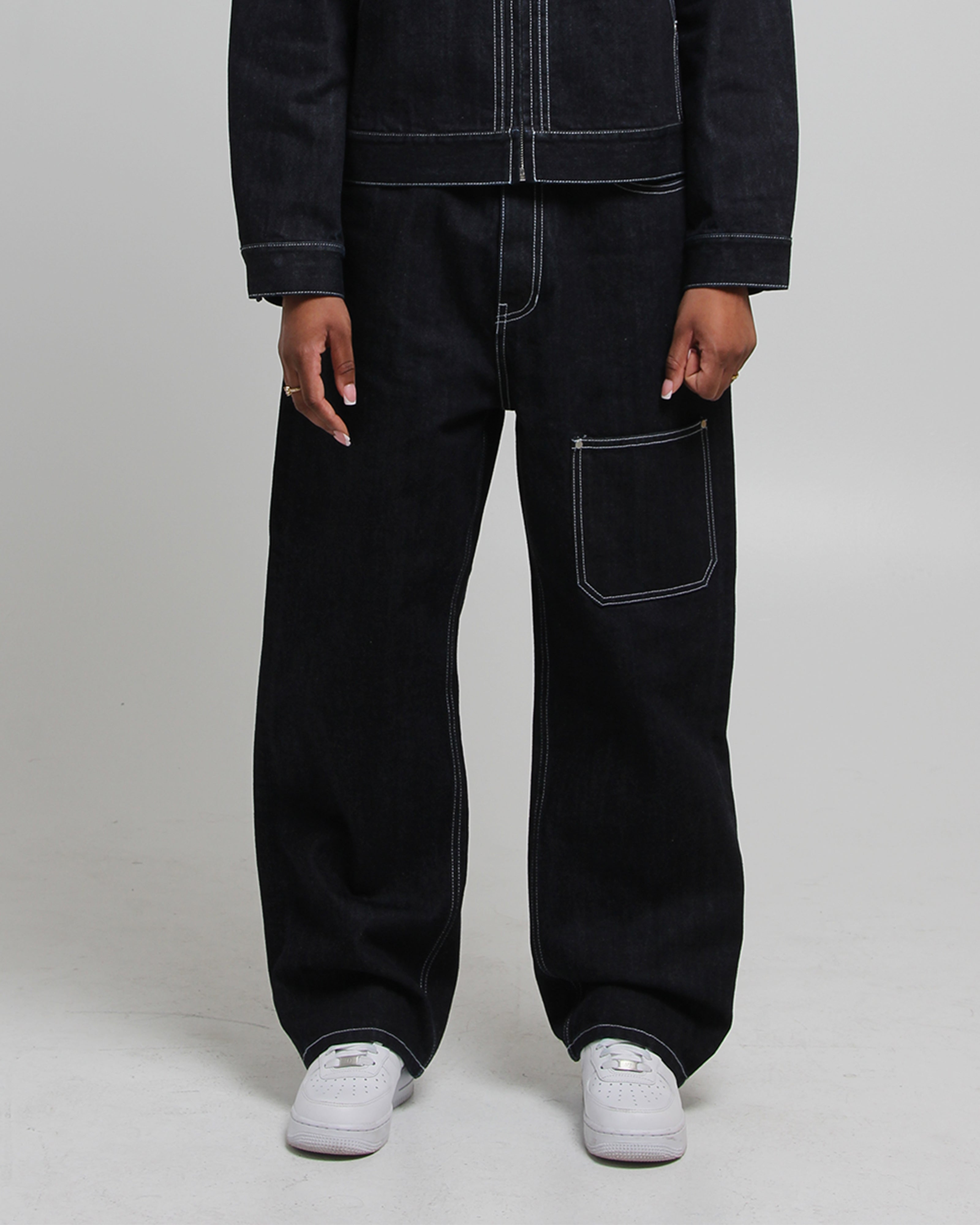 W25 // RAW DENIM PANTS